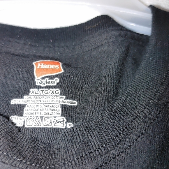 NEW Hanes Kilauea Volcano Hawaii Graphic Black Tee. XL - Picture 5 of 6